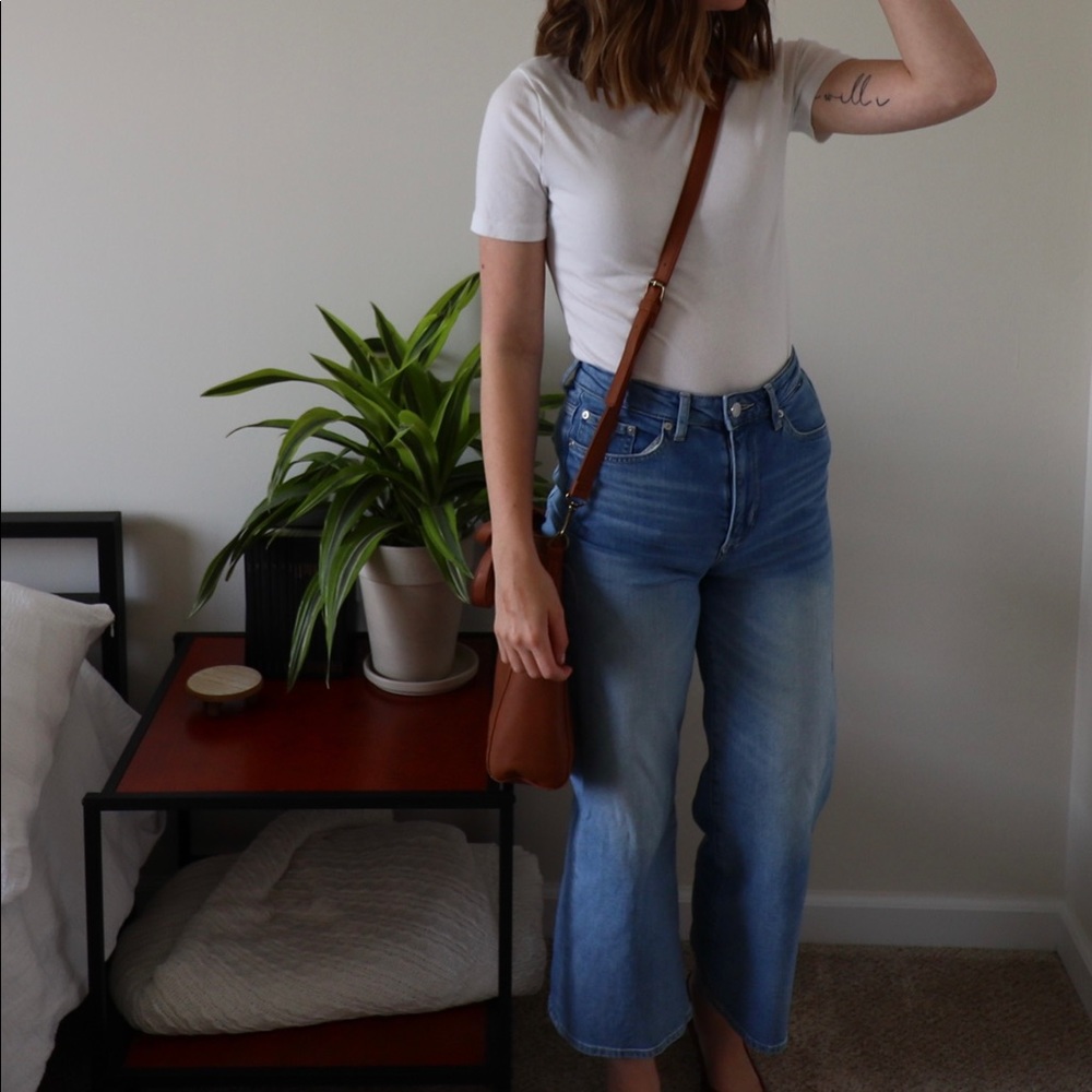wide leg jeans // size 4 / 27